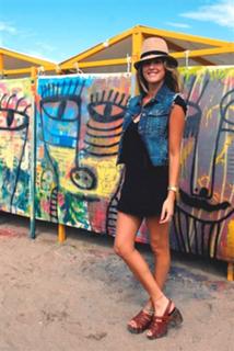 María Del Cerro feet photo thumbnail