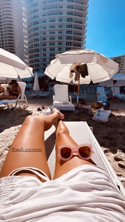 María Del Cerro feet photo thumbnail