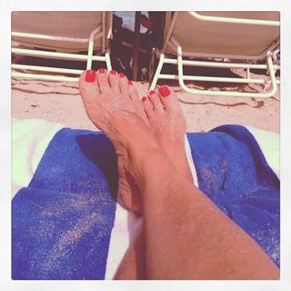 María Elena Salinas feet photo 10