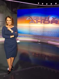 María Elena Salinas feet photo 9
