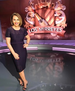 María Elena Salinas feet photo 5