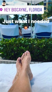 María Elena Salinas feet photo 3