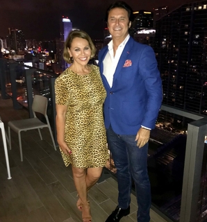 María Elena Salinas feet photo 2