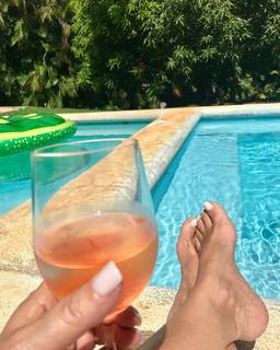 María Elena Salinas feet photo 6