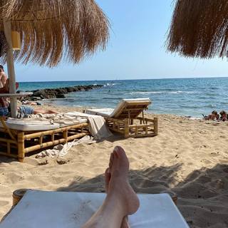 María Elena Salinas feet photo 13