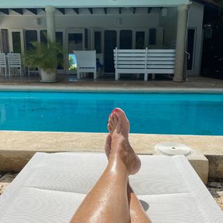 María Elena Salinas feet photo 12