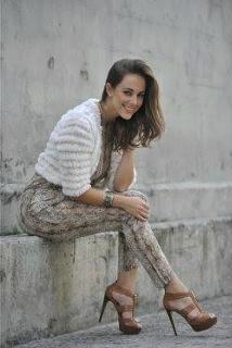 María Elisa Camargo feet photo 15