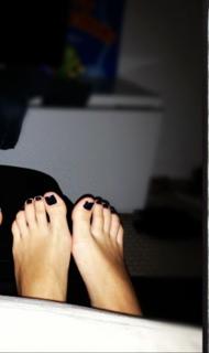 María Gabriela de Faría feet photo thumbnail