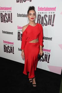 María Gabriela de Faría feet photo thumbnail