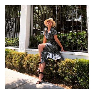 María Gabriela de Faría feet photo thumbnail