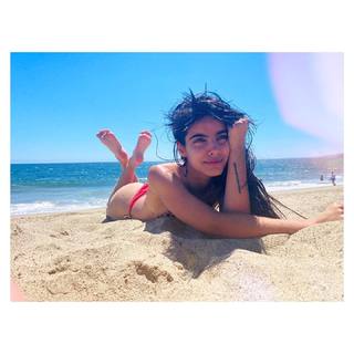 María Gabriela de Faría feet photo thumbnail