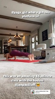 María Gabriela de Faría feet photo thumbnail