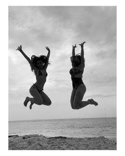 María Gabriela de Faría feet photo thumbnail