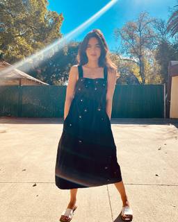 María Gabriela de Faría feet photo thumbnail