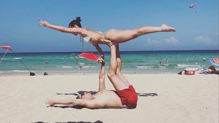 María Gabriela de Faría feet photo thumbnail