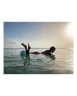 María Gabriela de Faría feet photo thumbnail