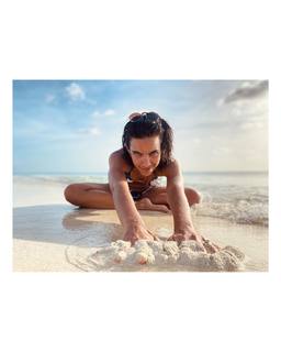 María Gabriela de Faría feet photo thumbnail