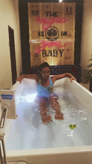 María Gabriela de Faría feet photo thumbnail