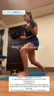 María Gabriela de Faría feet photo thumbnail