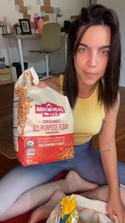 María Gabriela de Faría feet photo thumbnail