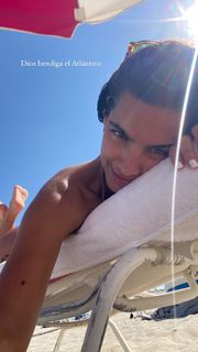 María Gabriela de Faría feet photo thumbnail