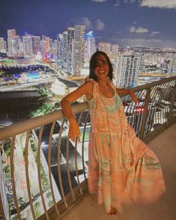 María Gabriela de Faría feet photo thumbnail