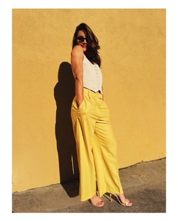 María Gabriela de Faría feet photo thumbnail