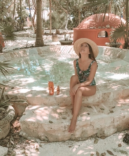 María José Castro feet photo 8