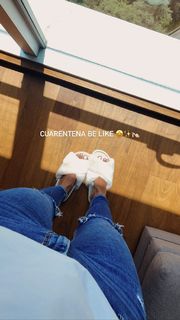 María José Castro feet photo 5