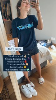 María José Castro feet photo 15