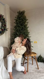 María José Castro feet photo 1
