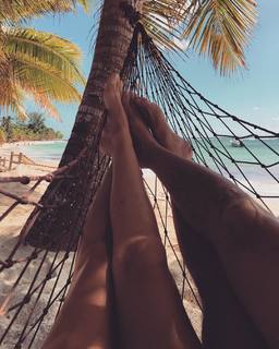 María José Suárez feet photo 6