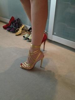 María José Suárez feet photo 2