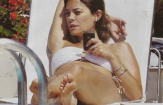 María José Suárez feet photo 16