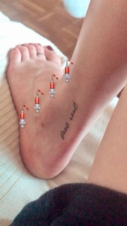 María Pedraza feet photo thumbnail