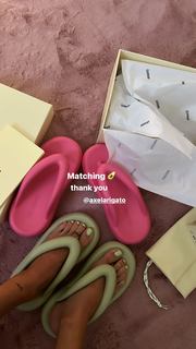 María Pedraza feet photo thumbnail