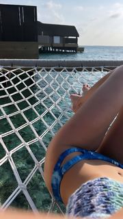 María Pedraza feet photo thumbnail