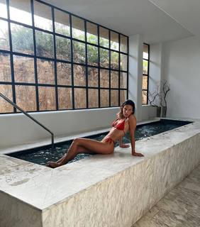 María Pedraza feet photo thumbnail