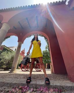María Pedraza feet photo thumbnail