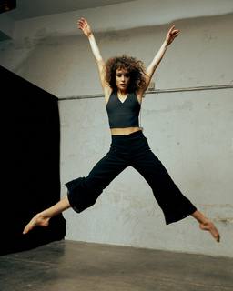 María Pedraza feet photo thumbnail