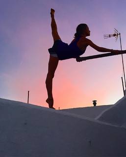 María Pedraza feet photo thumbnail