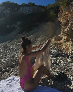 María Pedraza feet photo thumbnail
