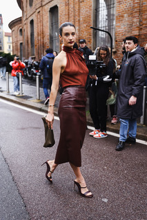 María Pedraza feet photo thumbnail