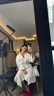 María Pedraza feet photo thumbnail