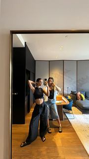 María Pedraza feet photo thumbnail