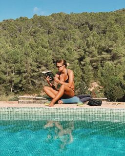 María Pilar León feet photo 2