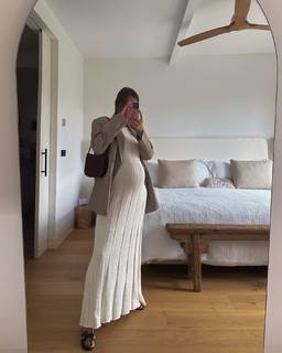 María Pombo feet photo 9