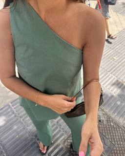 María Pombo feet photo 3