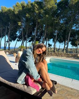 María Pombo feet photo 6