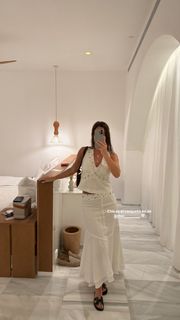 María Pombo feet photo 1